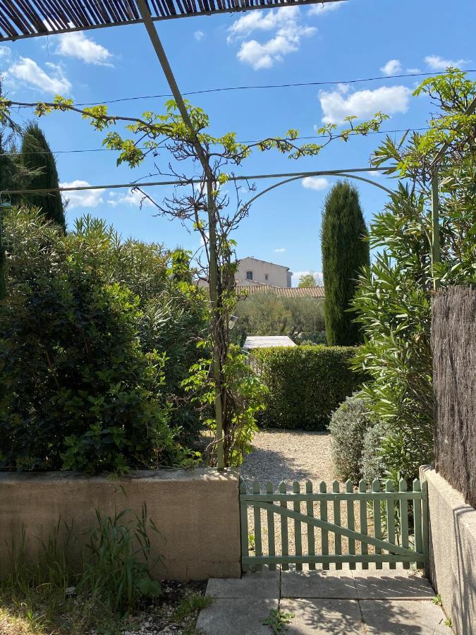 Un Gite En Provence - Les Jardins De Fontanille Saint-Rémy-de-Provence エクステリア 写真