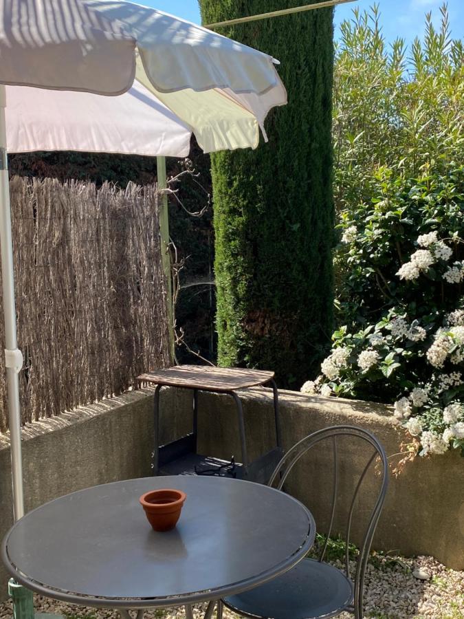 Un Gite En Provence - Les Jardins De Fontanille Saint-Rémy-de-Provence エクステリア 写真